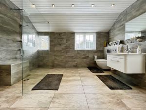 Photo 3- click for photo gallery